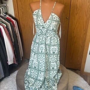 Monteau Green and White Tile-Print Spaghetti Strap Maxi Dress